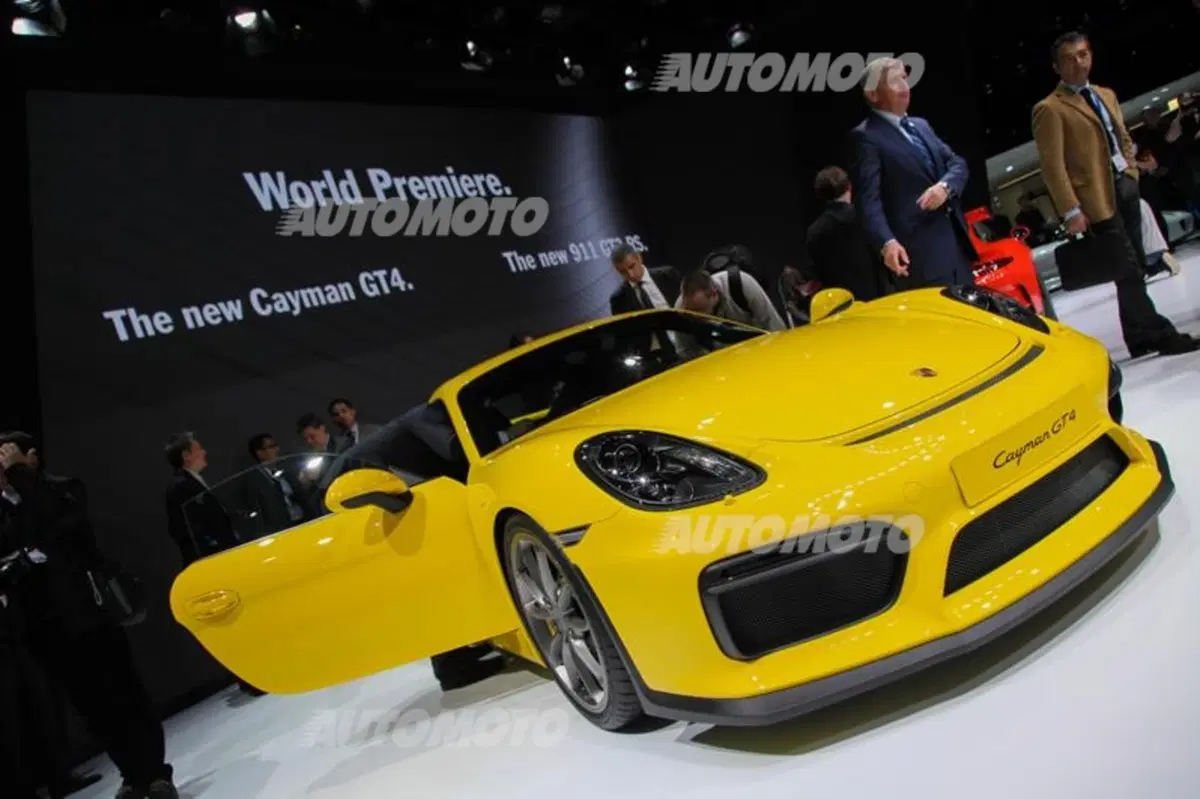 Porsche al Salone di Ginevra 2015 (30)