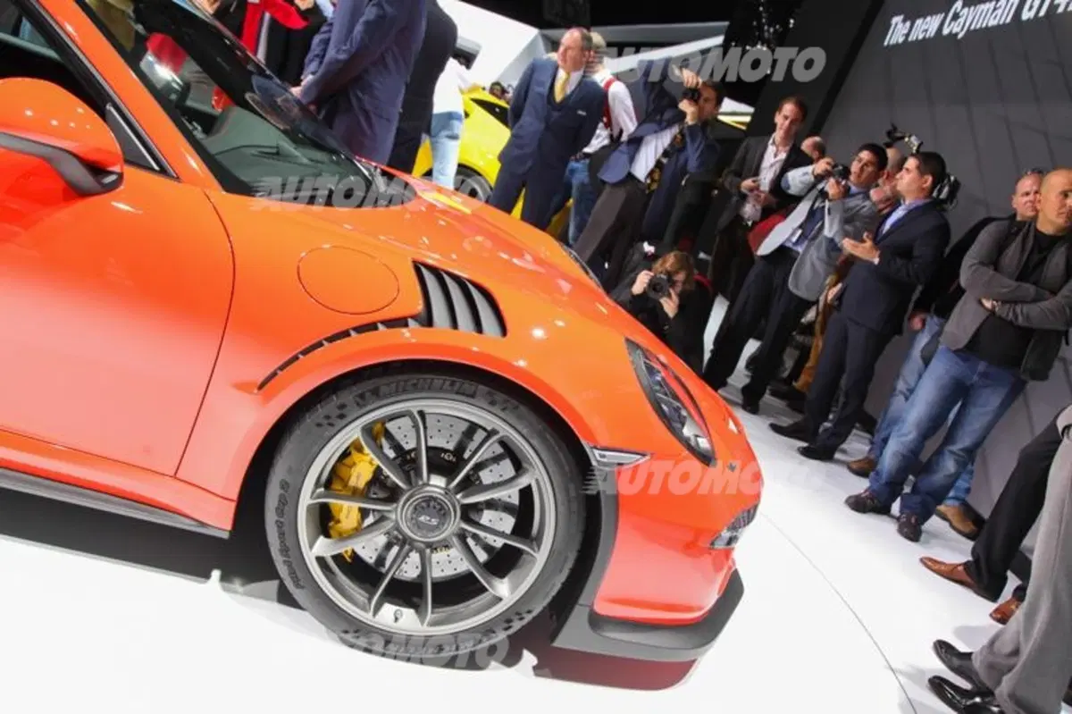 Porsche al Salone di Ginevra 2015 (31)