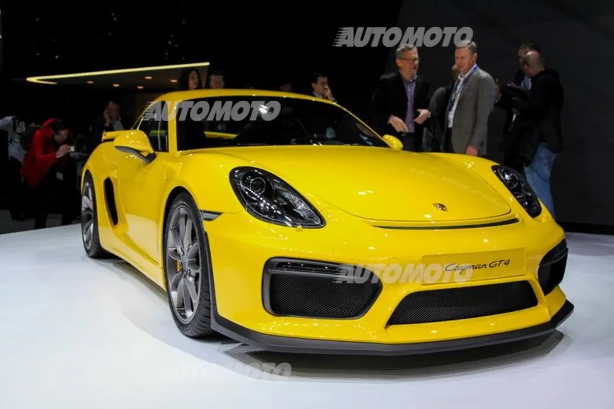 Porsche al Salone di Ginevra 2015 (33)