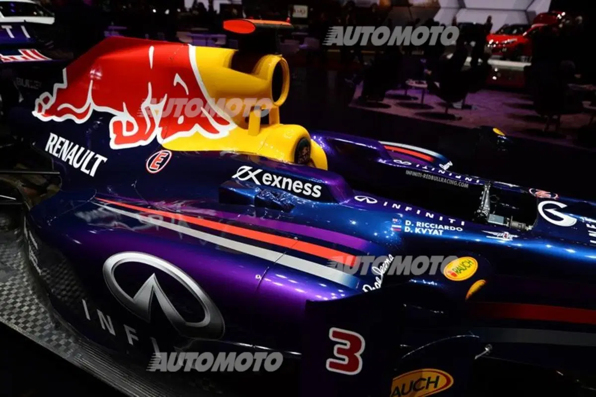 Infiniti al Salone di Ginevra 2015 (12)