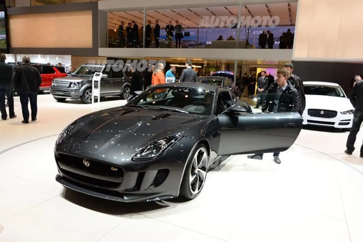 Jaguar al Salone di Ginevra 2015 (5)