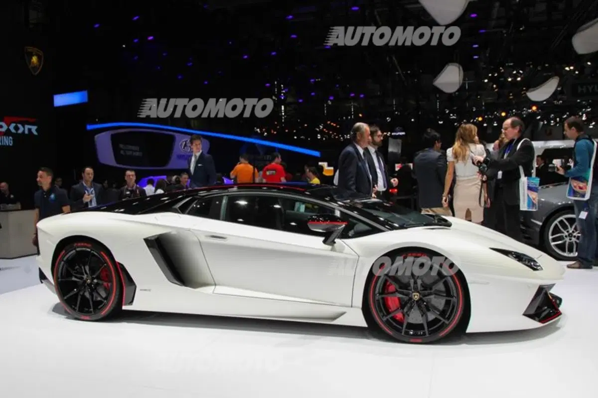 Lamborghini al Salone di Ginevra 2015