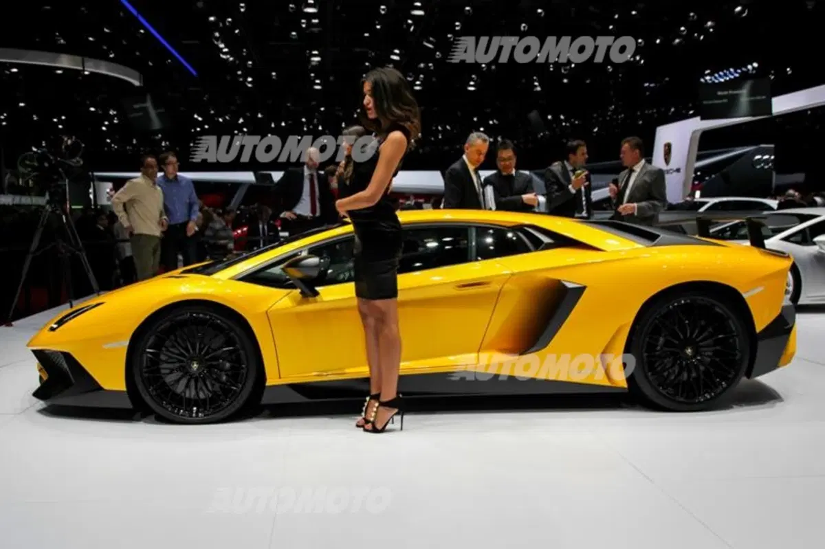 Lamborghini al Salone di Ginevra 2015 (7)