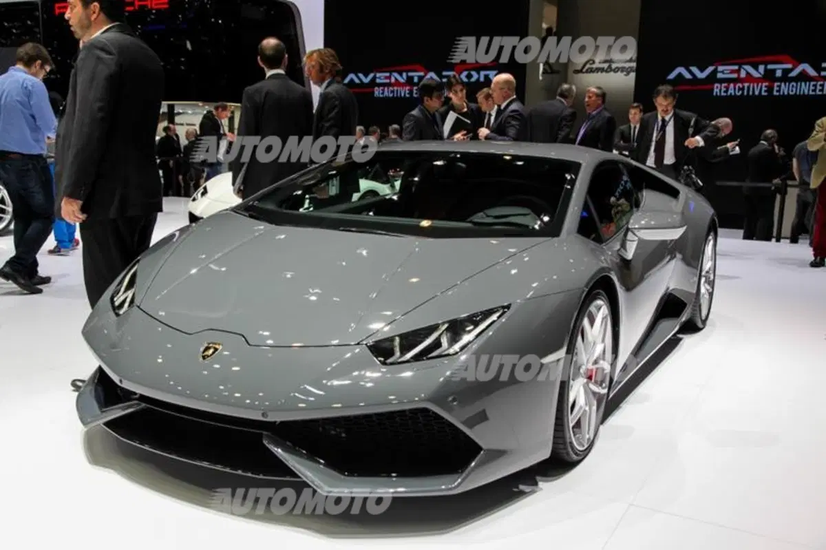 Lamborghini al Salone di Ginevra 2015 (9)