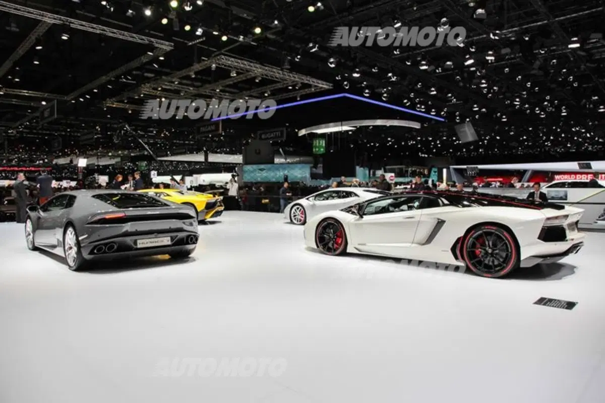 Lamborghini al Salone di Ginevra 2015 (19)
