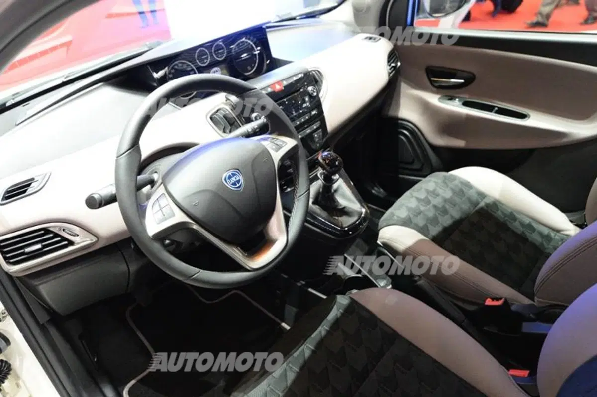 Lancia al Salone di Ginevra 2015 (6)