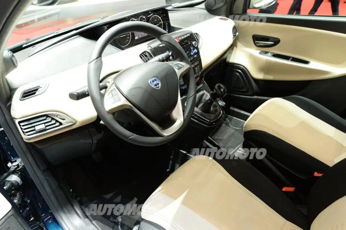 Lancia al Salone di Ginevra 2015 (18)
