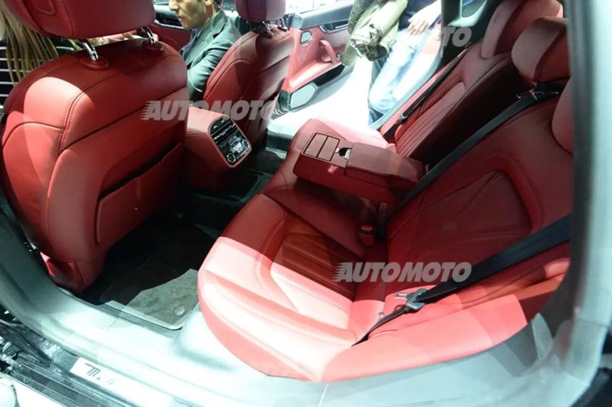 Maserati al Salone di Ginevra 2015 (13)