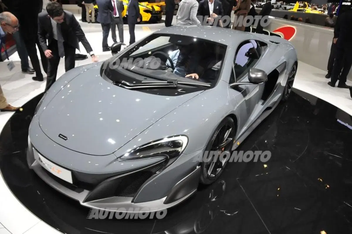 McLaren al Salone di Ginevra 2015 (3)