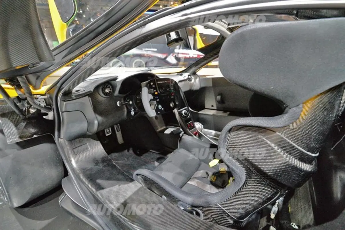McLaren al Salone di Ginevra 2015 (16)