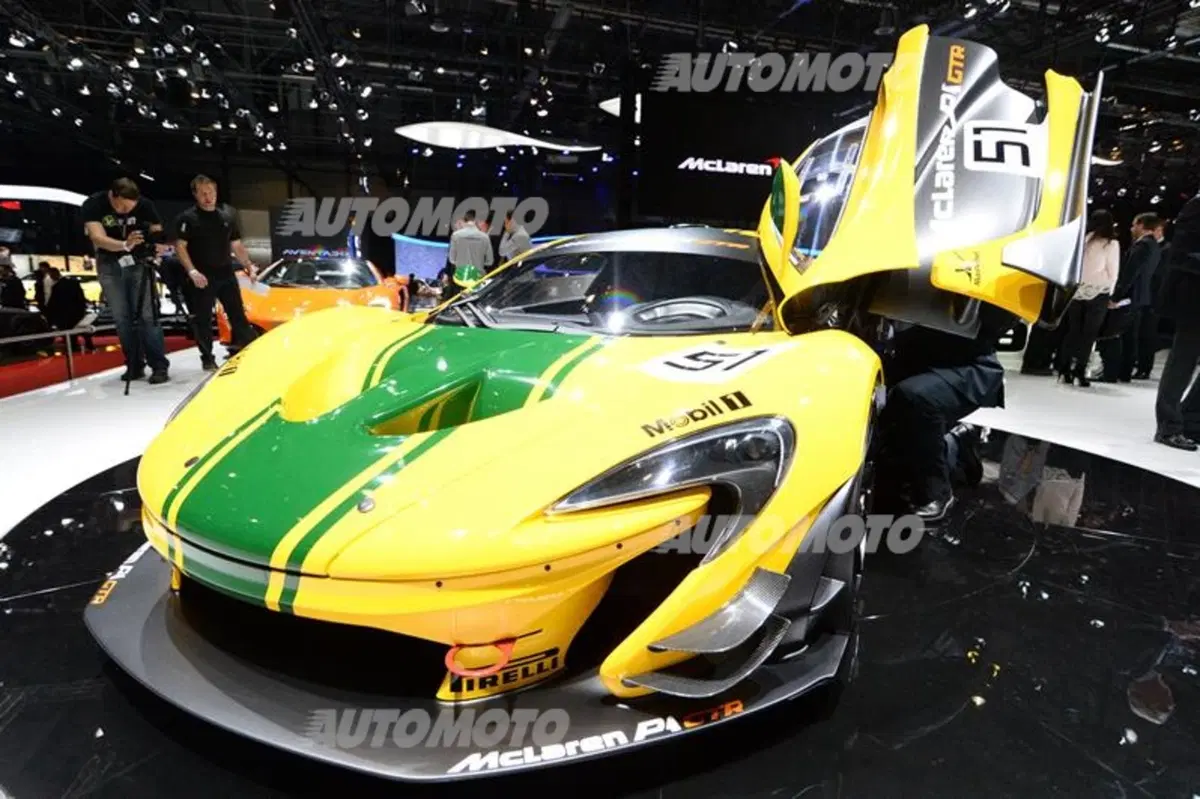 McLaren al Salone di Ginevra 2015 (20)