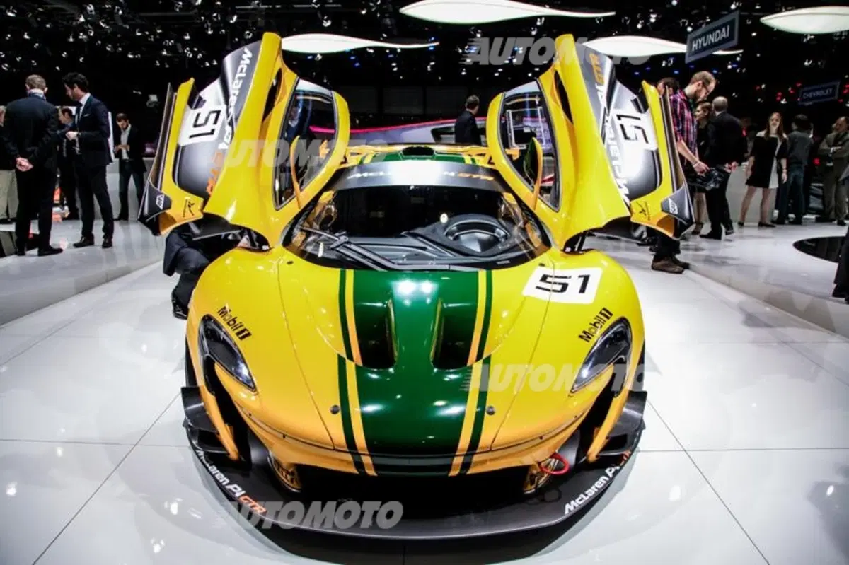 McLaren al Salone di Ginevra 2015 (31)