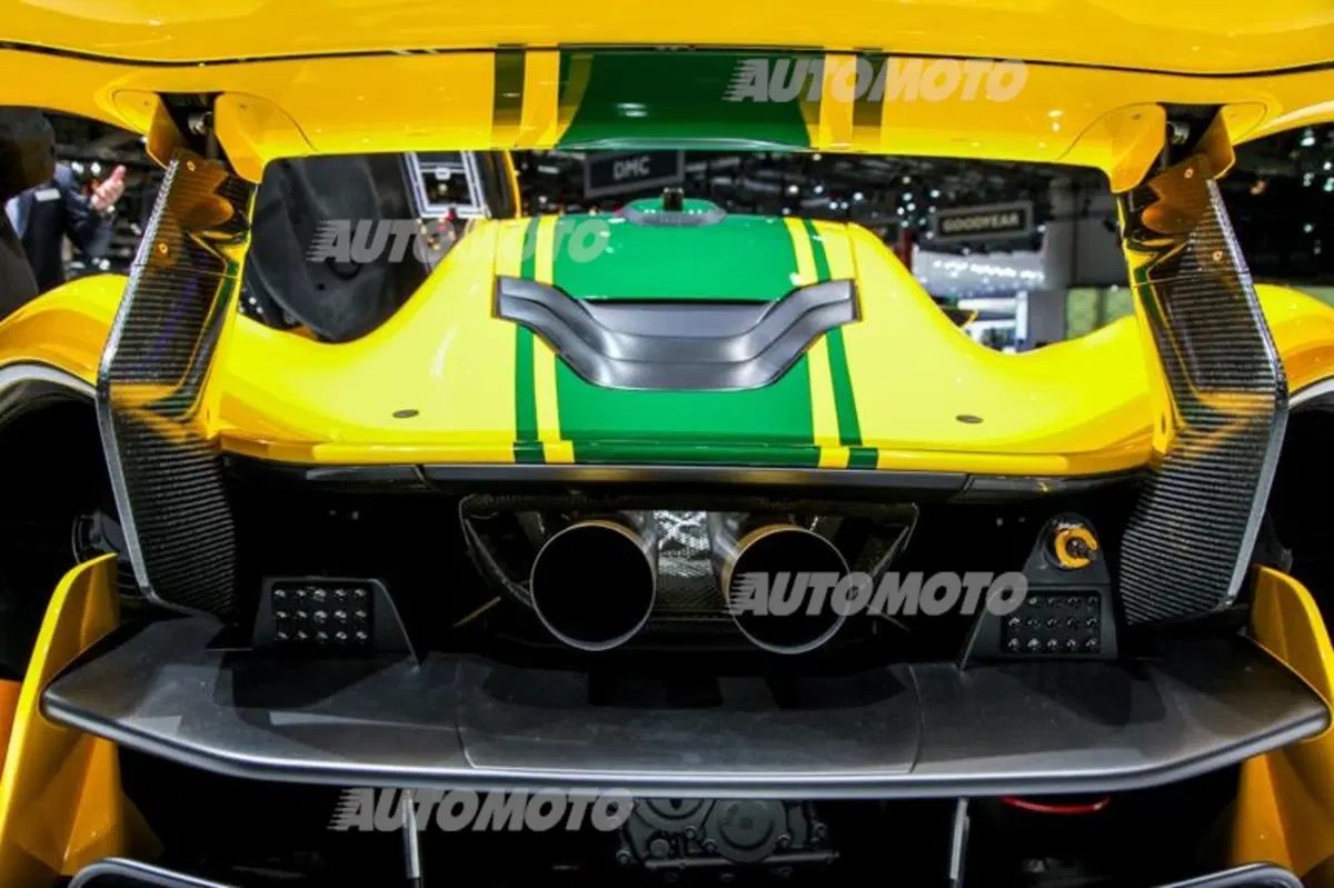 McLaren al Salone di Ginevra 2015 (34)