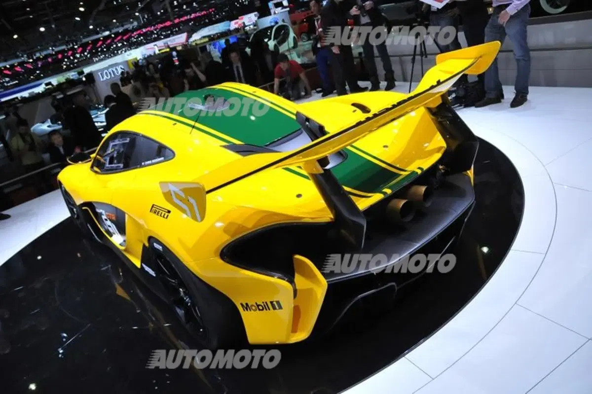McLaren al Salone di Ginevra 2015 (35)