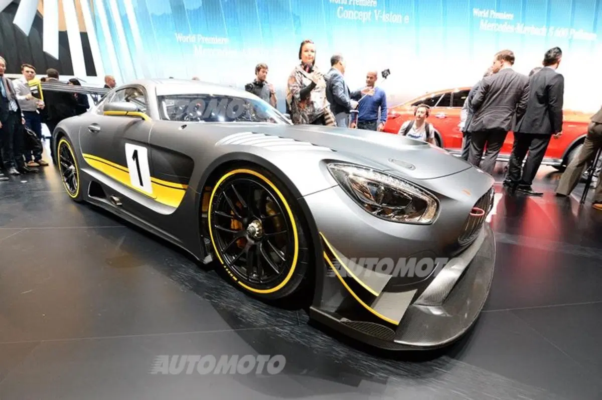 Mercedes-Benz al Salone di Ginevra 2015