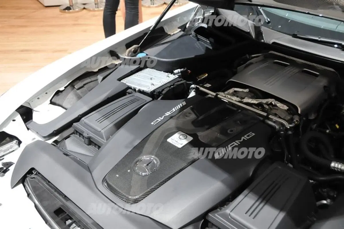 Mercedes-Benz al Salone di Ginevra 2015 (13)