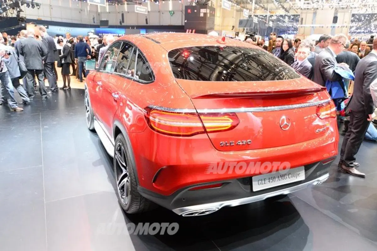 Mercedes-Benz al Salone di Ginevra 2015 (23)