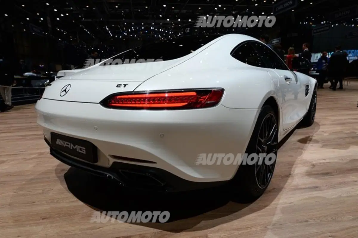 Mercedes-Benz al Salone di Ginevra 2015 (32)