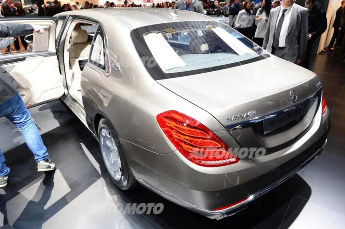 Mercedes-Benz al Salone di Ginevra 2015 (49)