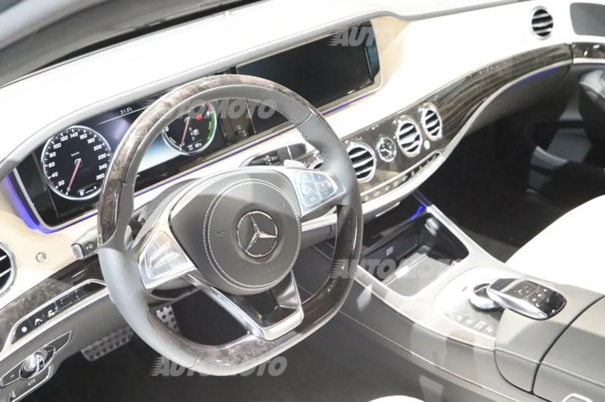 Mercedes-Benz al Salone di Ginevra 2015 (55)
