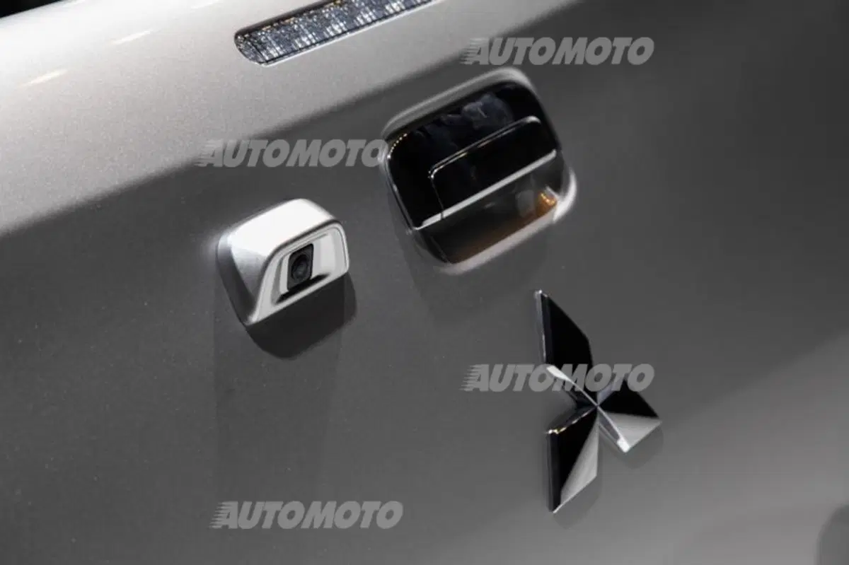 Mitsubishi al Salone di Ginevra 2015 (3)