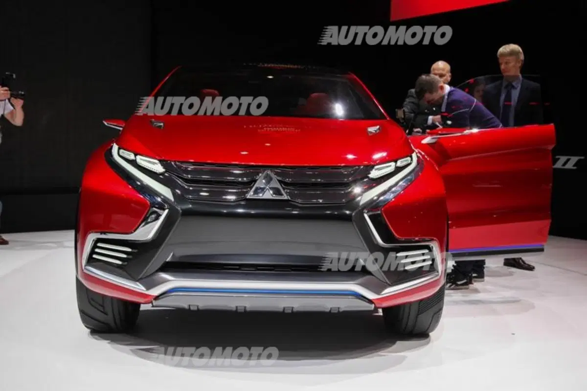 Mitsubishi al Salone di Ginevra 2015 (13)