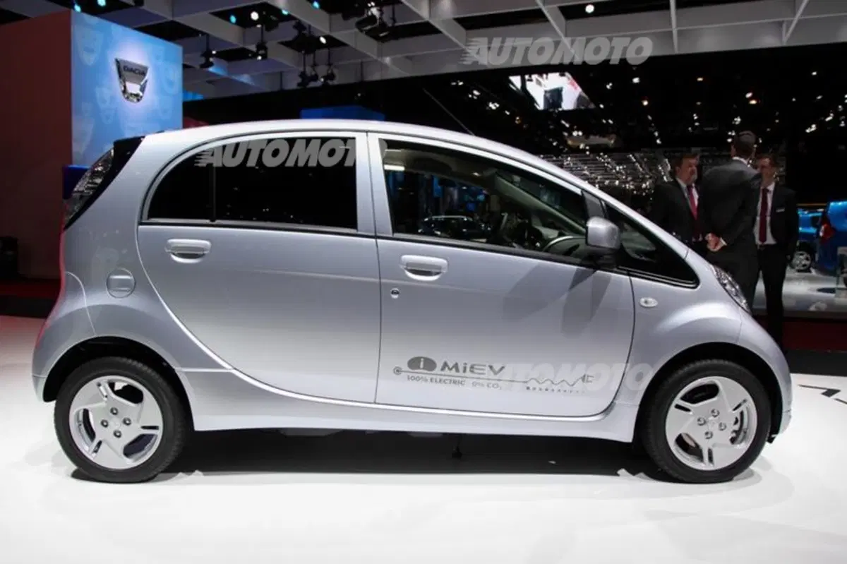 Mitsubishi al Salone di Ginevra 2015 (20)