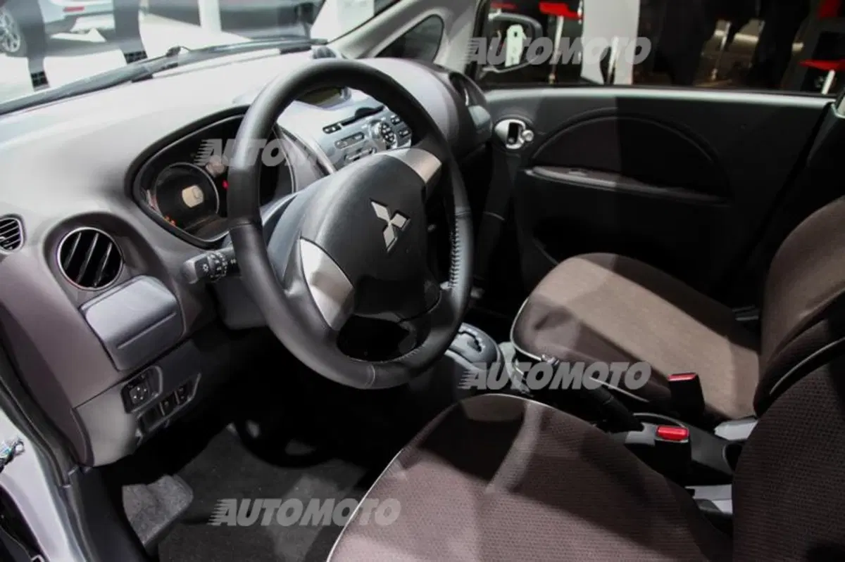 Mitsubishi al Salone di Ginevra 2015 (25)