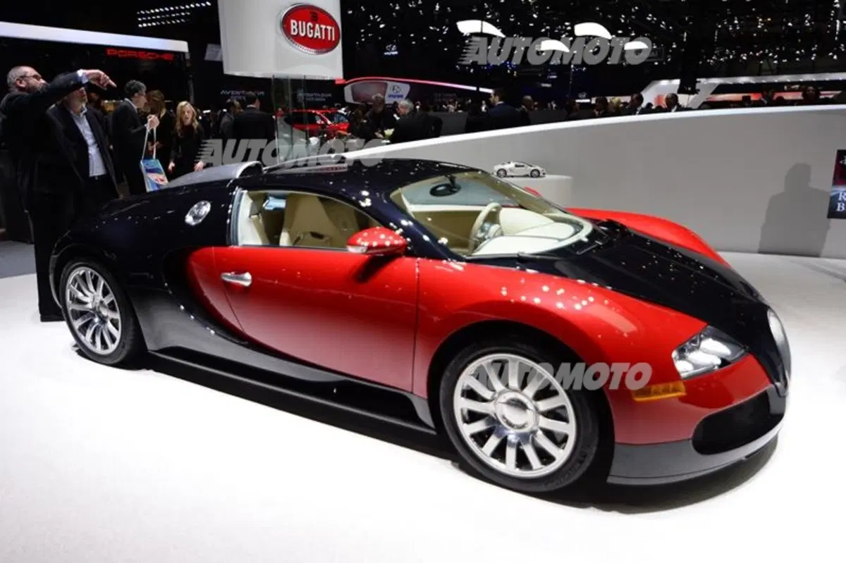 Bugatti al Salone di Ginevra 2015 (5)