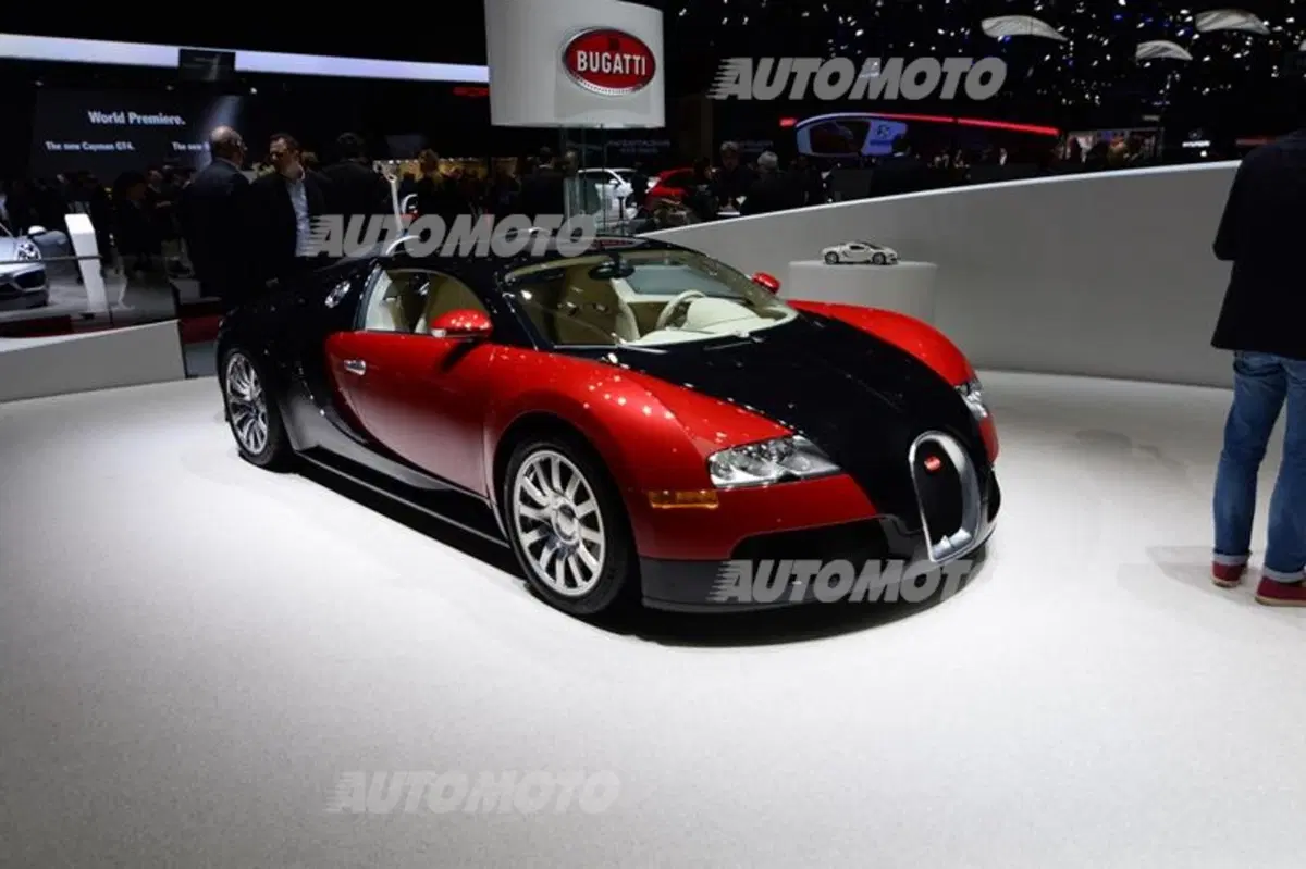 Bugatti al Salone di Ginevra 2015 (10)