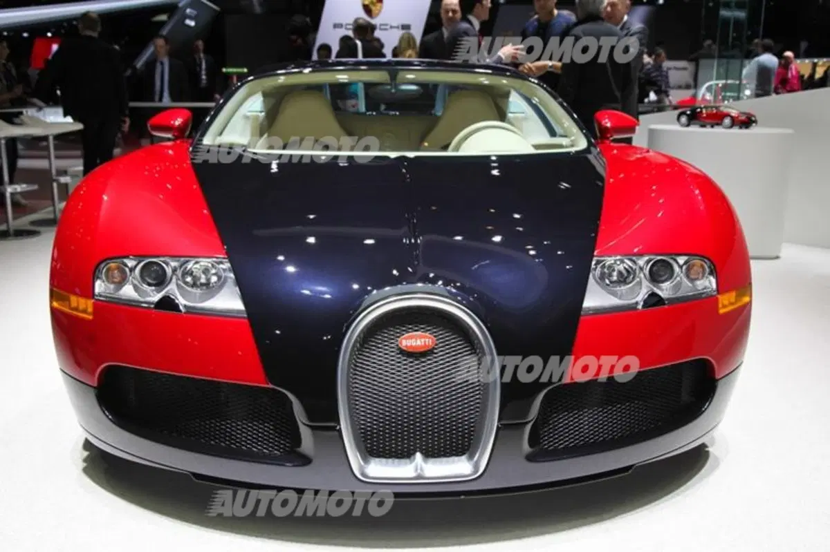 Bugatti al Salone di Ginevra 2015 (21)
