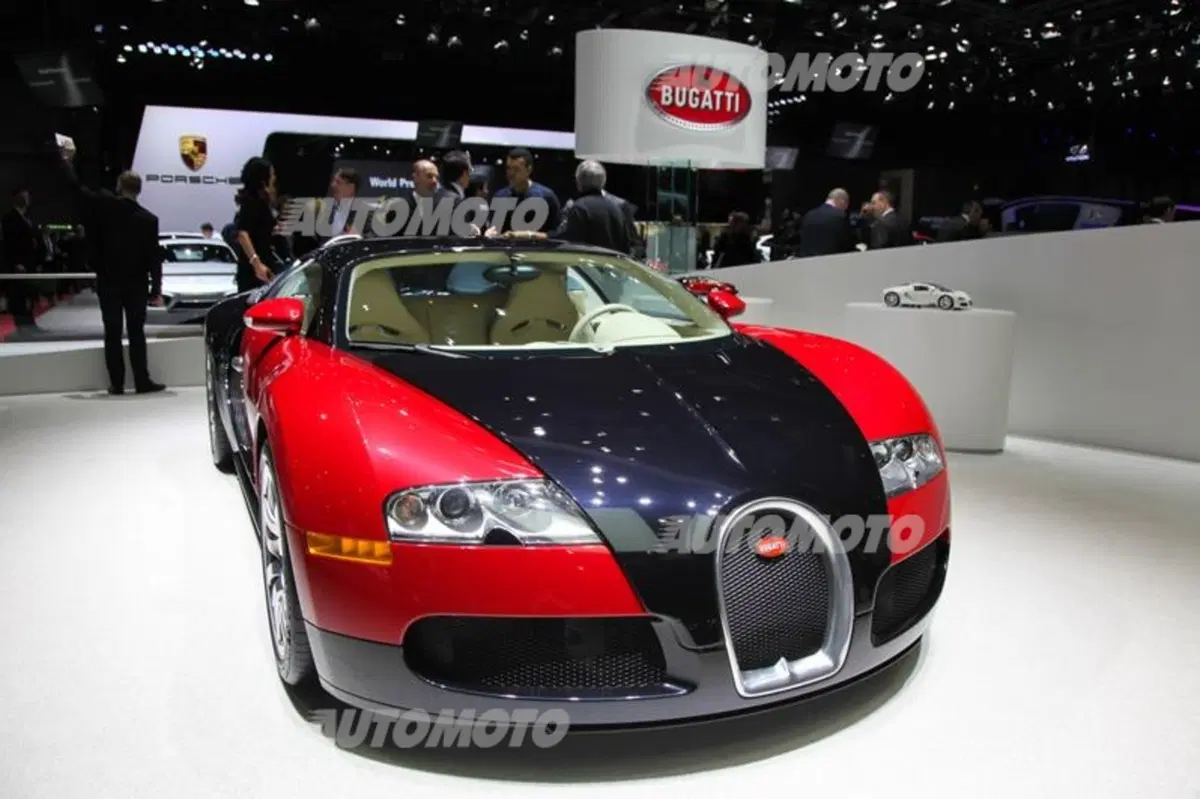 Bugatti al Salone di Ginevra 2015 (22)