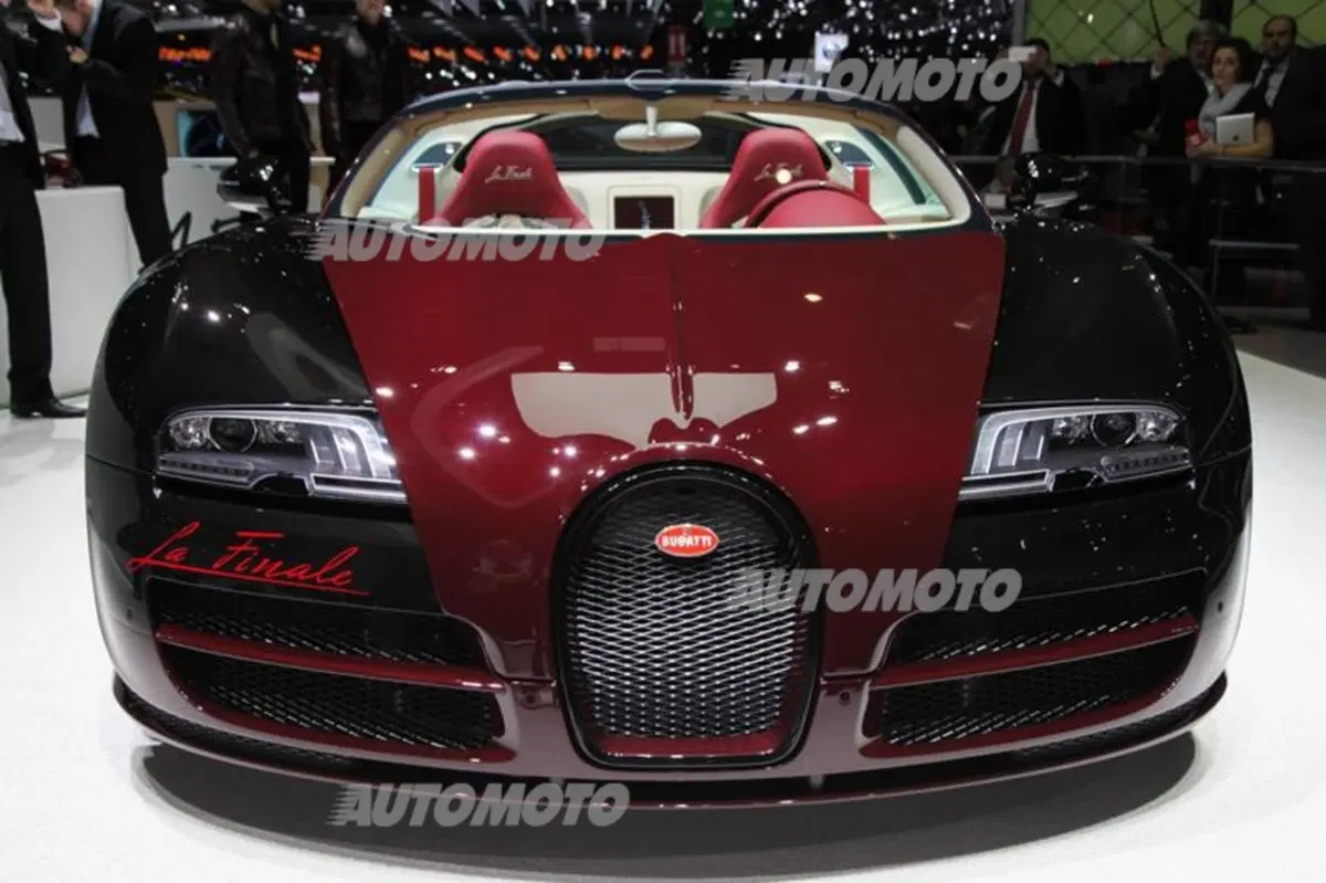 Bugatti al Salone di Ginevra 2015 (25)