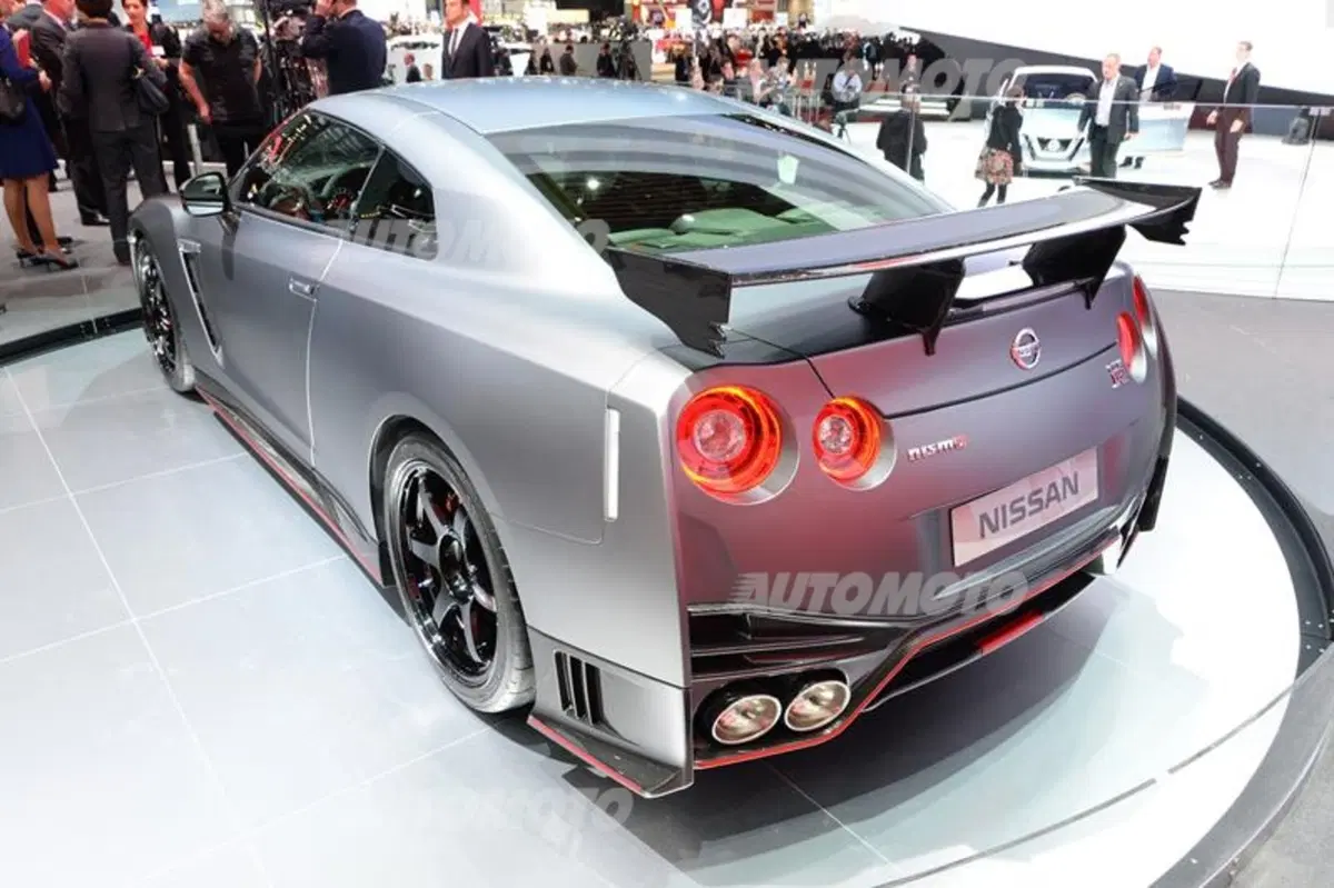 Nissan al Salone di Ginevra 2015 (27)