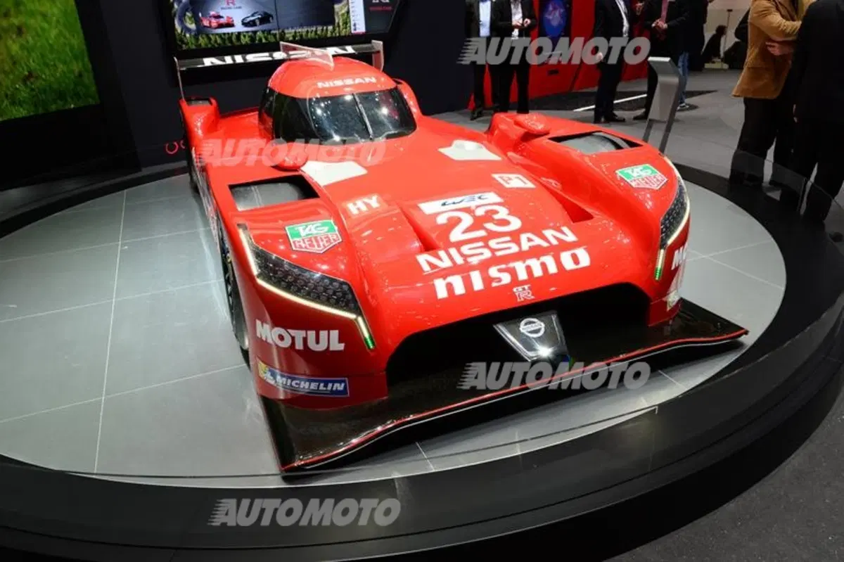 Nissan al Salone di Ginevra 2015 (28)