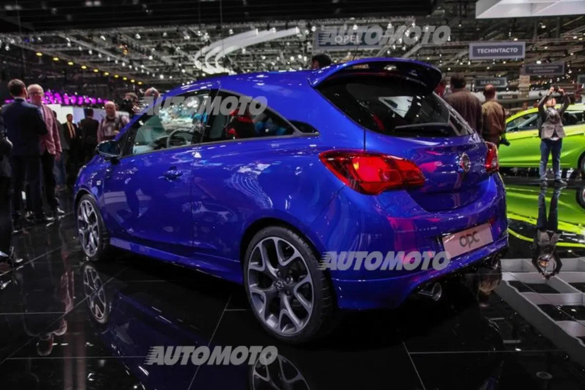 Opel al Salone di Ginevra 2015 (11)