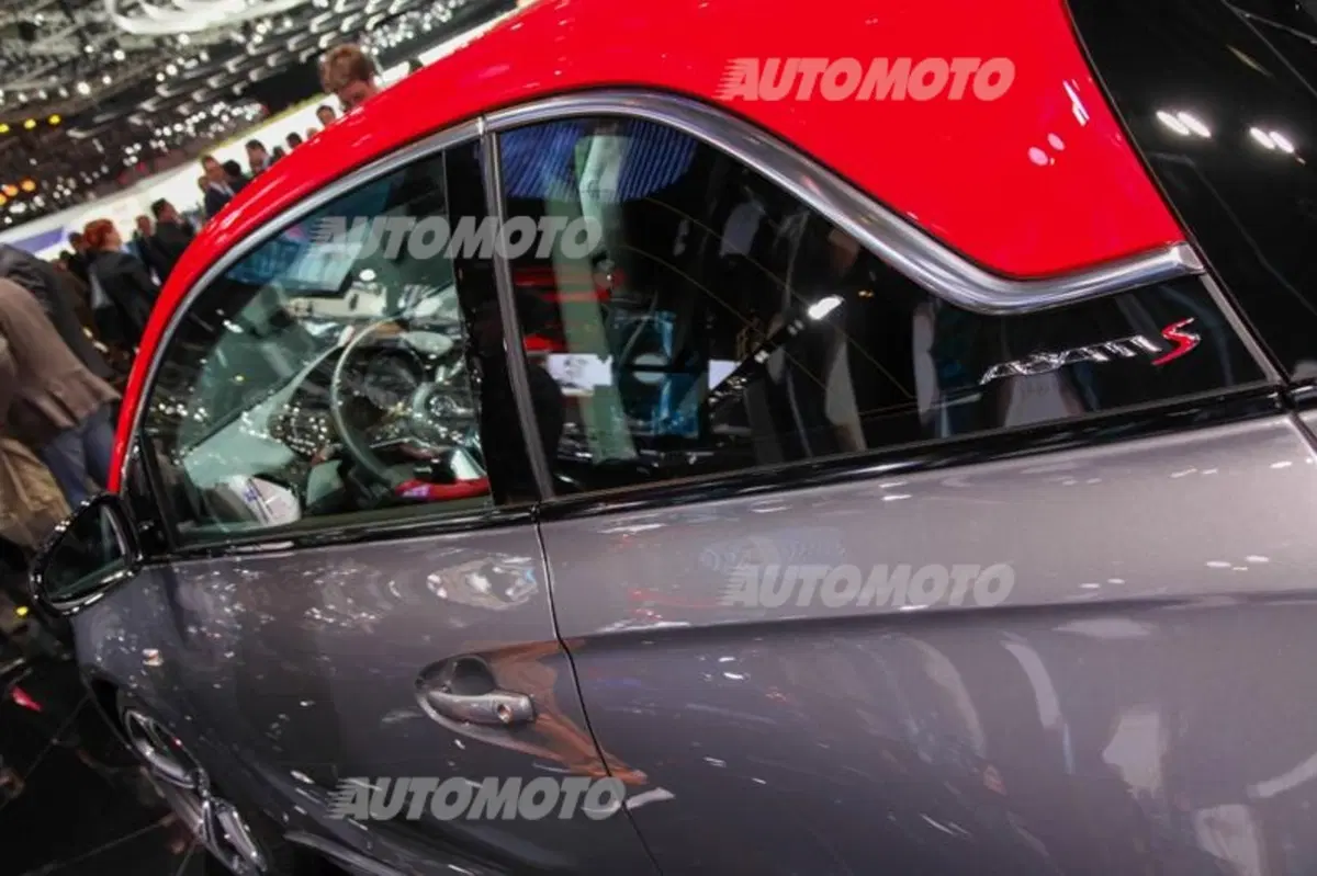 Opel al Salone di Ginevra 2015 (21)