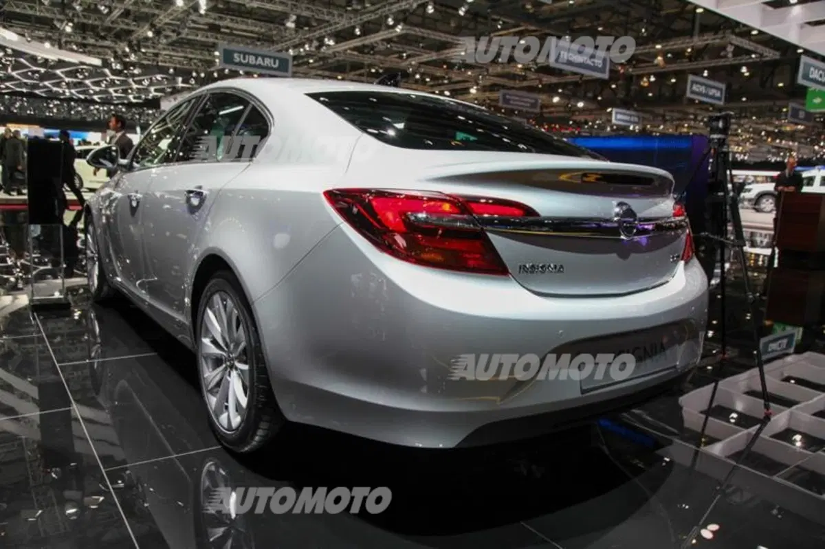Opel al Salone di Ginevra 2015 (30)