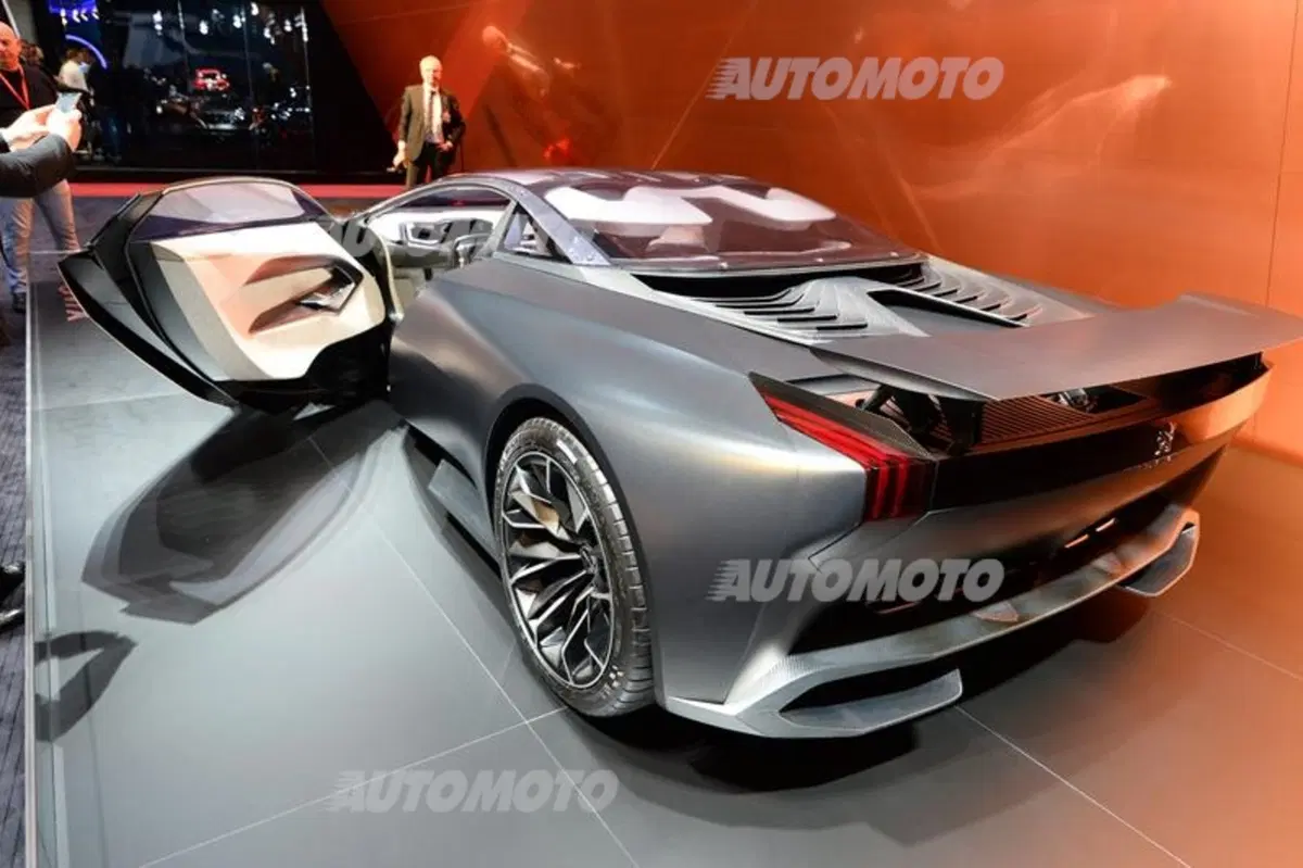 Peugeot al Salone di Ginevra 2015 (16)