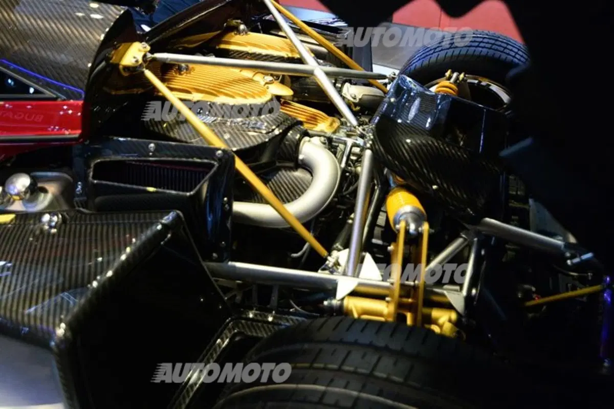 Pagani al Salone di Ginevra 2015 (19)