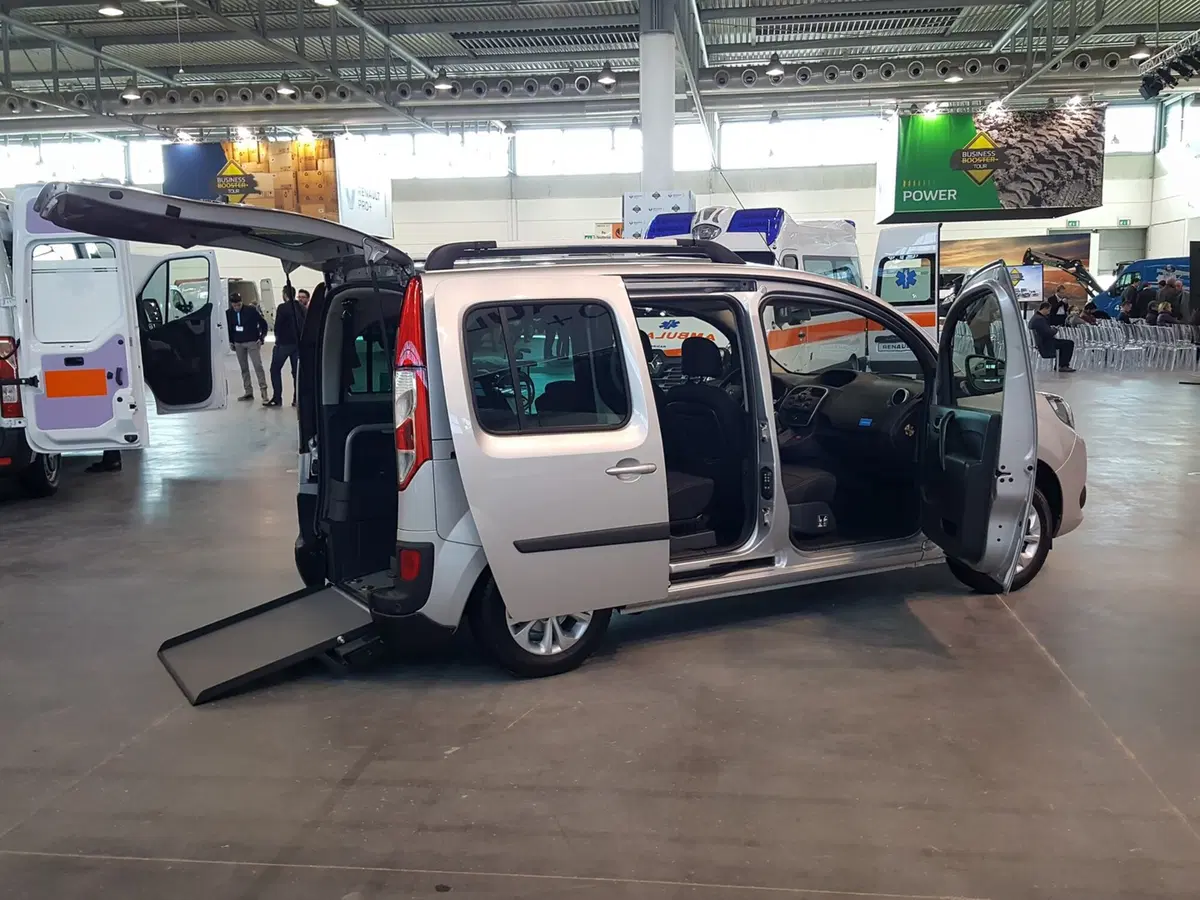 3° Business Booster Tour Renault: commerciali a motricità rinforzata e 4x4 (5)