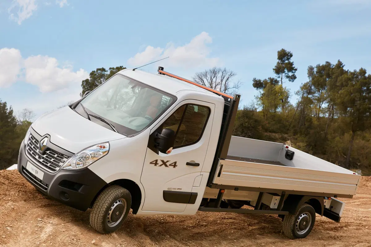 3° Business Booster Tour Renault: commerciali a motricità rinforzata e 4x4 (2)