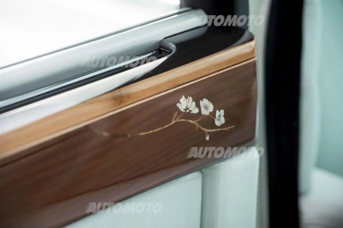 Rolls Royce Phantom Serenity: un esemplare senza precedenti (9)