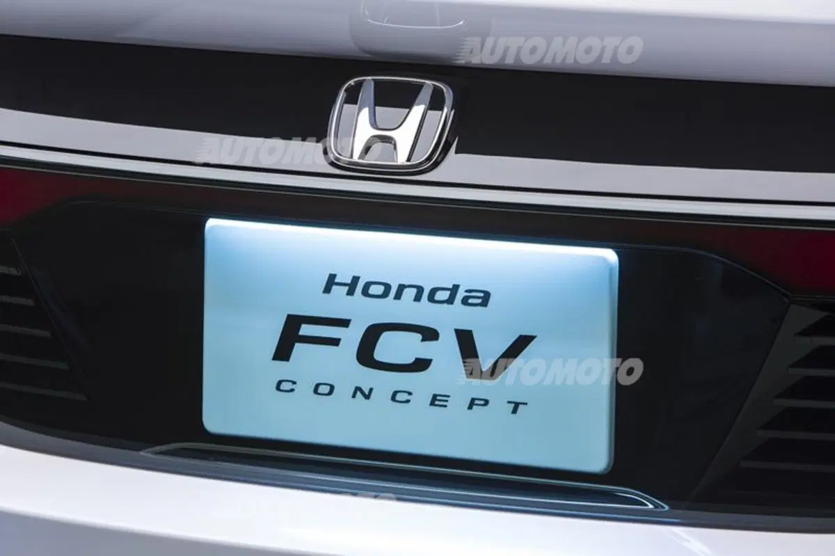 Honda FCV Concept: motore elettrico fuell-cell (12)