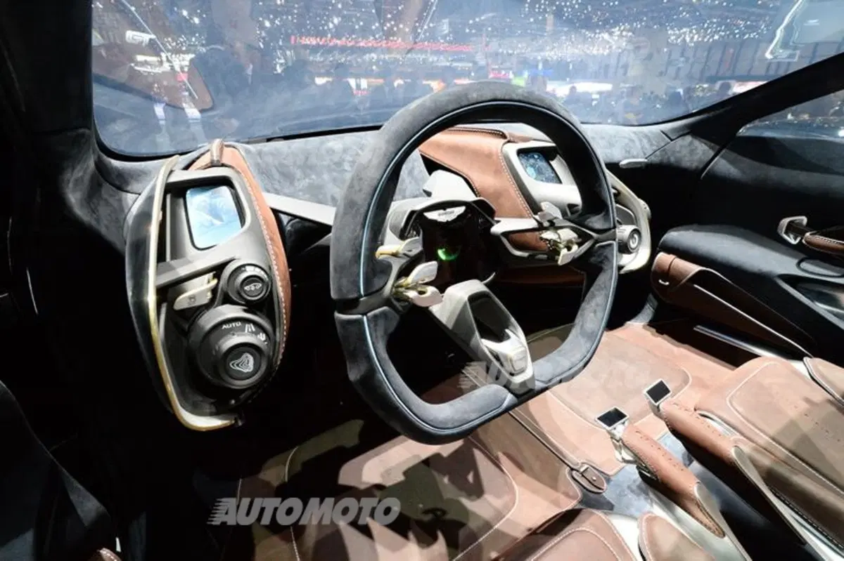Aston Martin DBX Concept: crossover elettrico! (8)