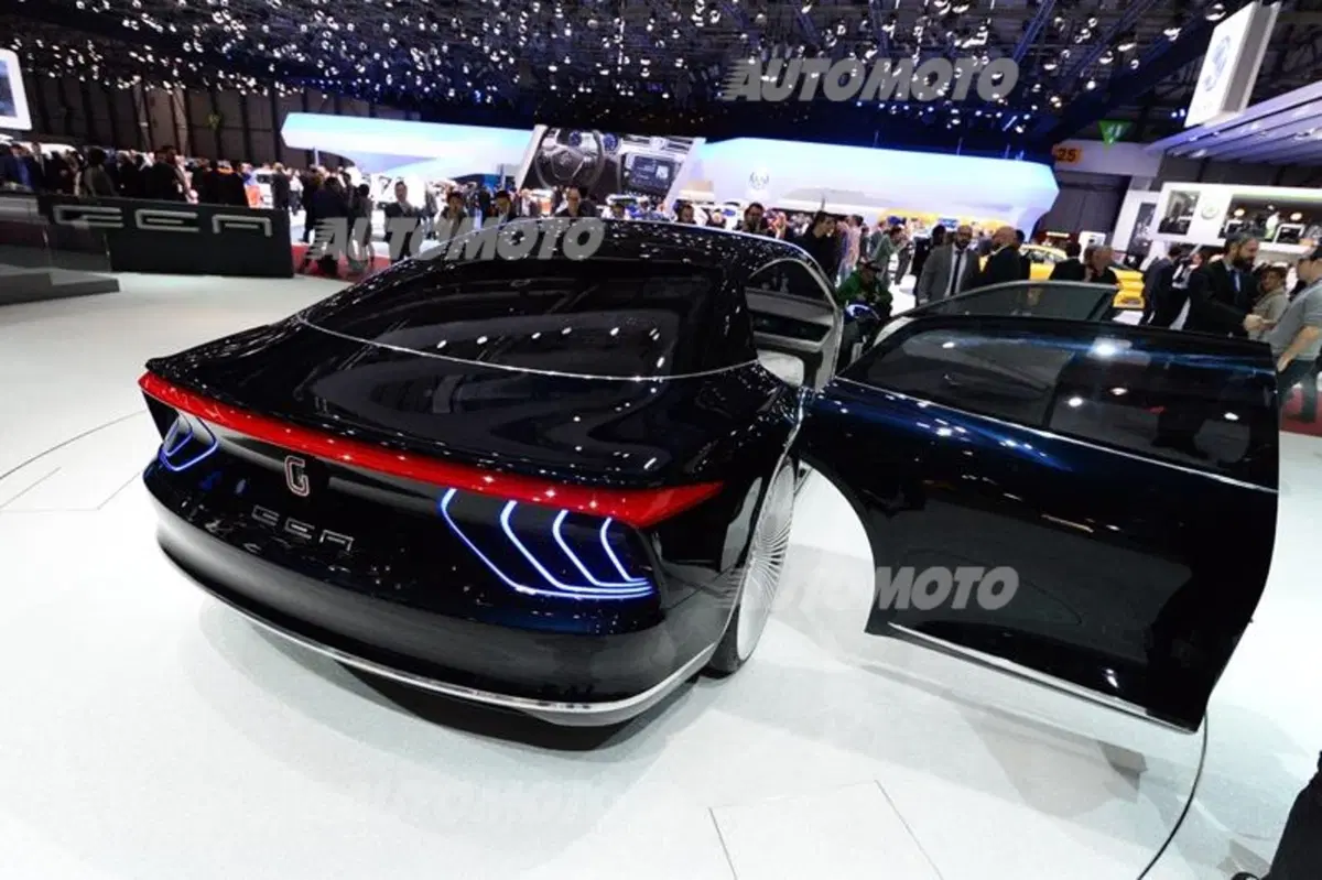 Gea di Italdesgin Giugiaro: piloted driving (12)
