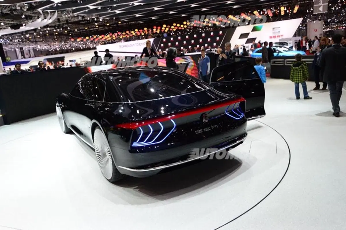 Gea di Italdesgin Giugiaro: piloted driving (17)