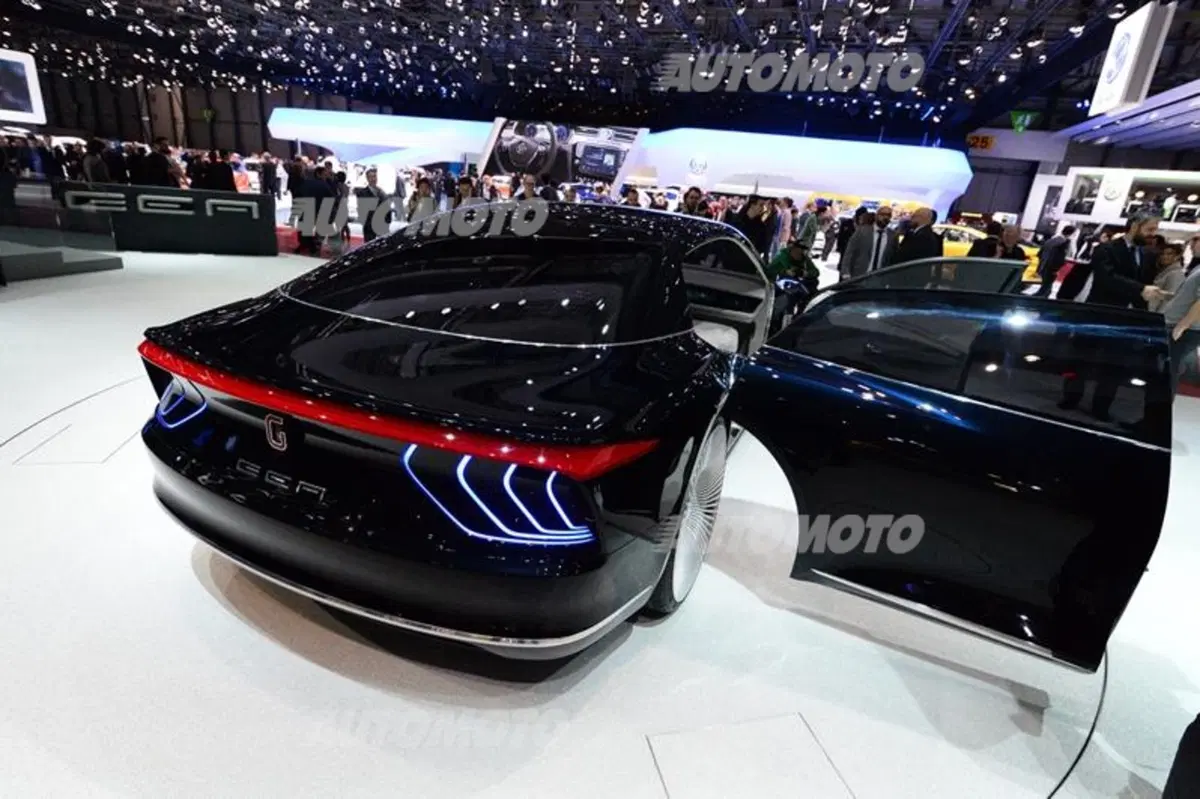 Gea di Italdesgin Giugiaro: piloted driving (18)
