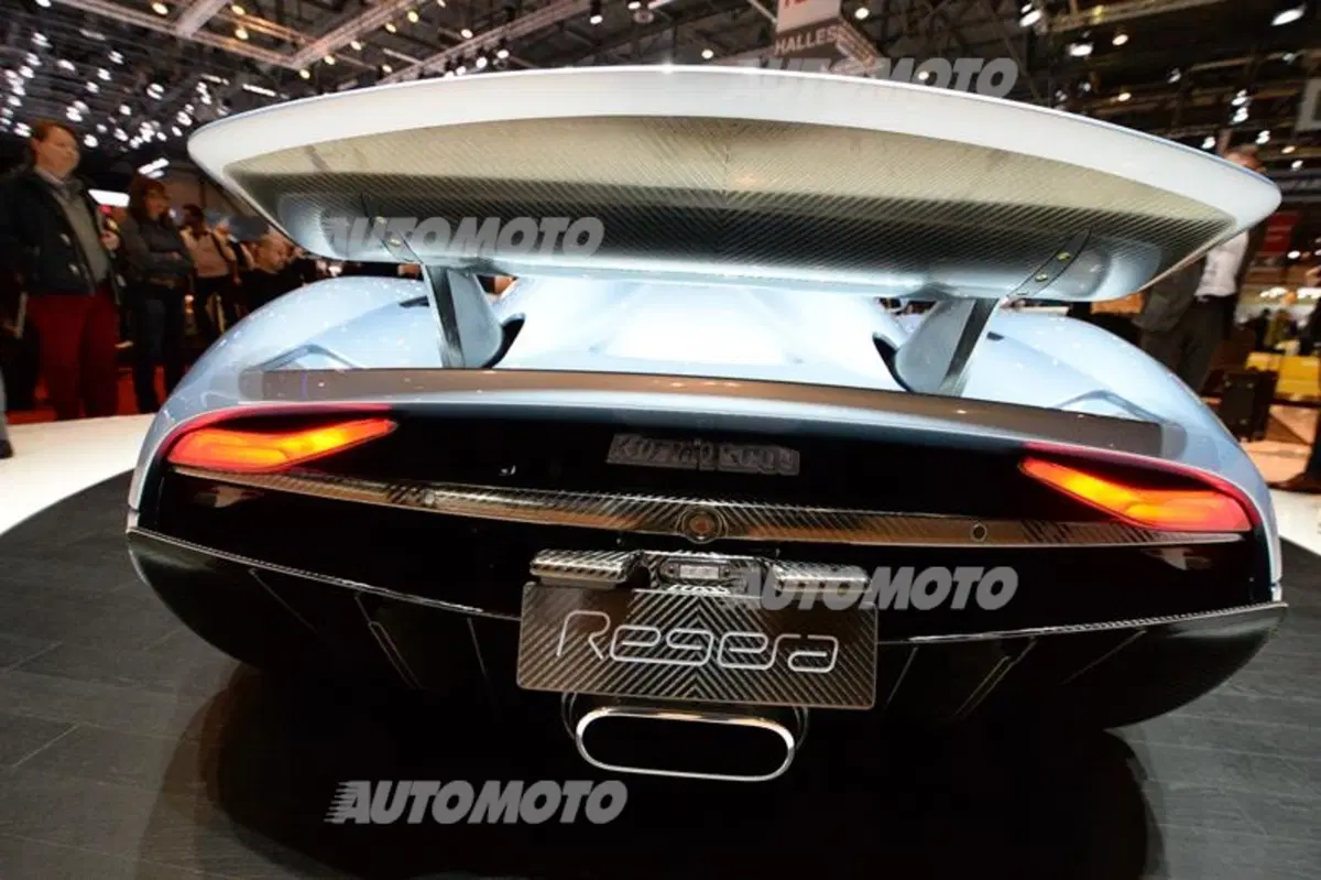 Koenigsegg Regera: la ibrida da 1.500 CV che fa impallidire le supercar di Ginevra (15)