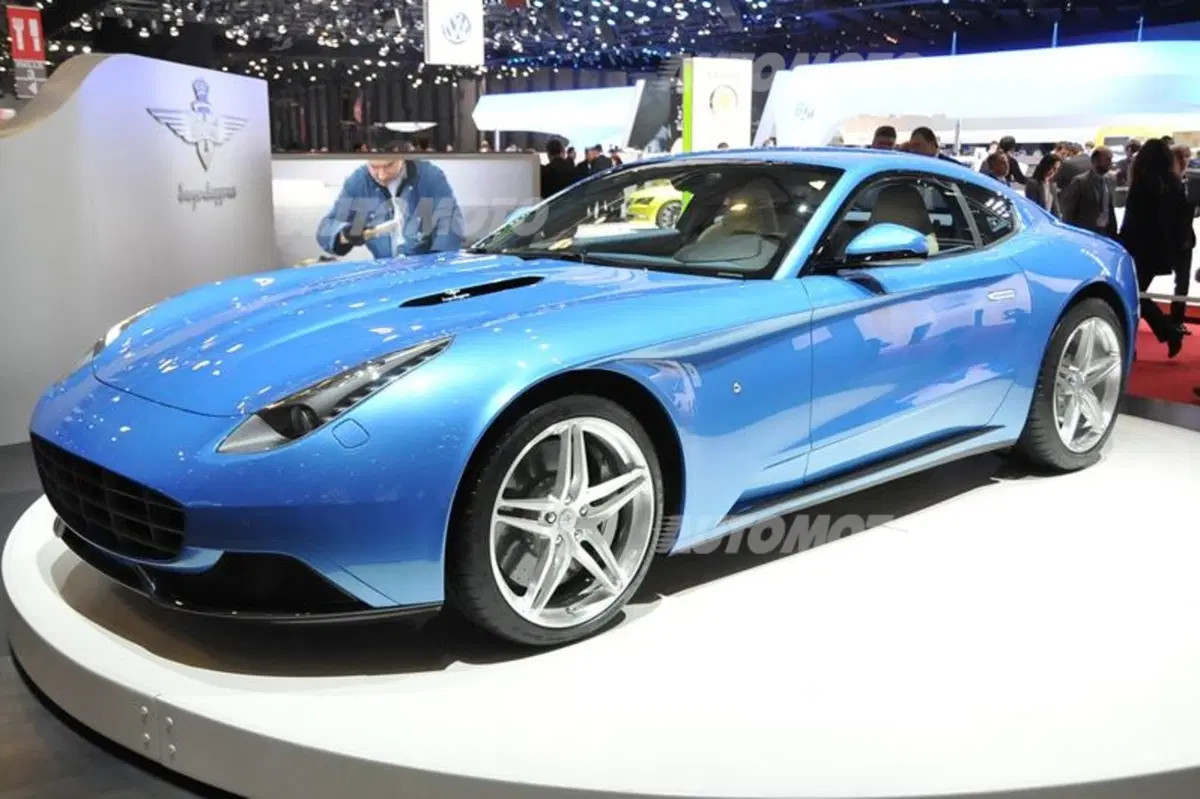 Touring Superleggera Berlinetta Lusso: one-off da sogno su base Ferrari F12 (3)